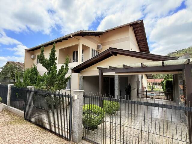 #7 - Casa para Venda em Timbó - SC - 2