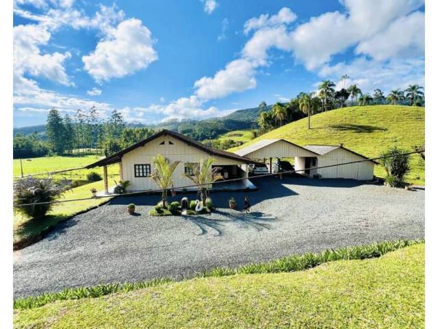 #Z10 - Sítio para Venda em Benedito Novo - SC