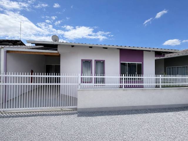 #Z13 - Casa para Venda em Timbó - SC - 2