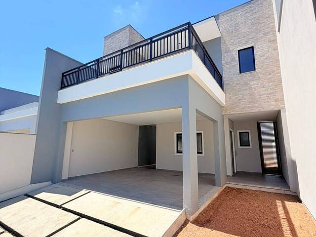 #Z17 - Sobrado para Venda em Timbó - SC