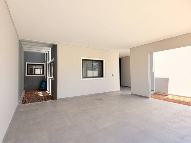 #Z17 - Sobrado para Venda em Timbó - SC - 2